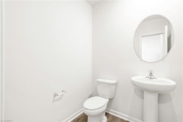 3009 Middle Creek Lane, Greensboro, NC 27405