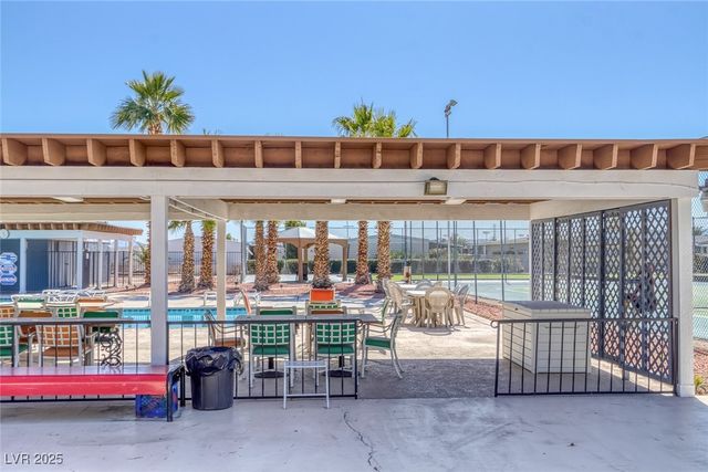 5141 Royal Drive, Las Vegas, NV 89103