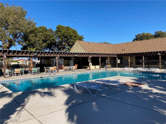 5141 Royal Drive, Las Vegas, NV 89103