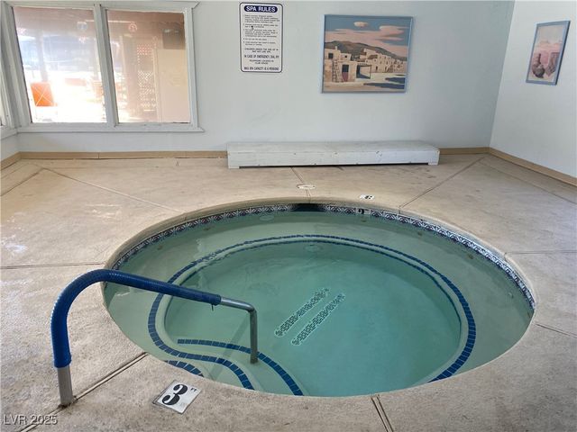 5141 Royal Drive, Las Vegas, NV 89103