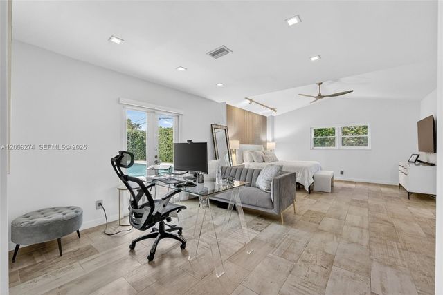 1865 NE 197th Ter, Miami, FL 33179