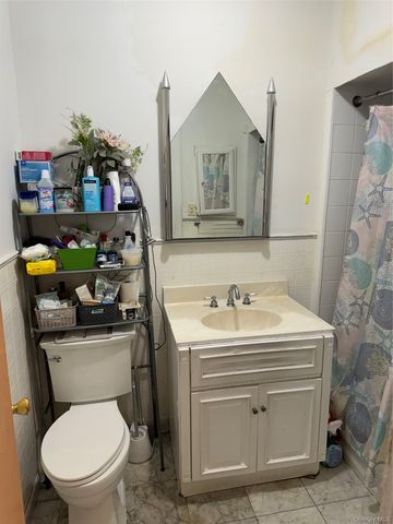 101-20 110th Street, Richmond Hill, NY 11418