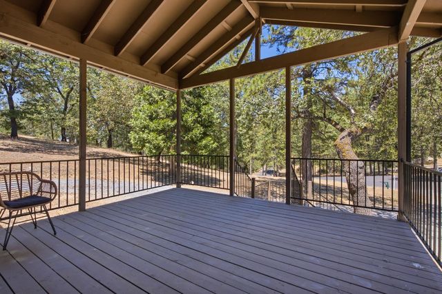 2202 Big Nugget Ct, Cool, CA 95614