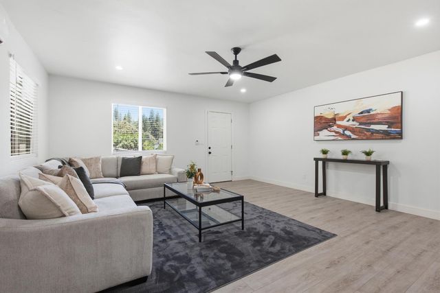 2202 Big Nugget Ct, Cool, CA 95614