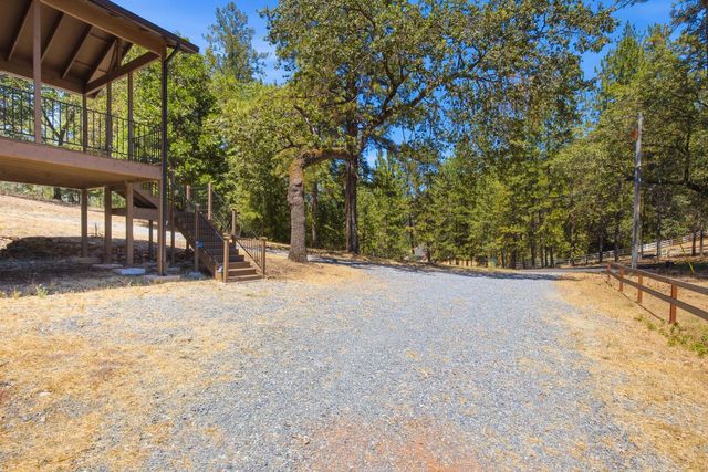 2202 Big Nugget Ct, Cool, CA 95614