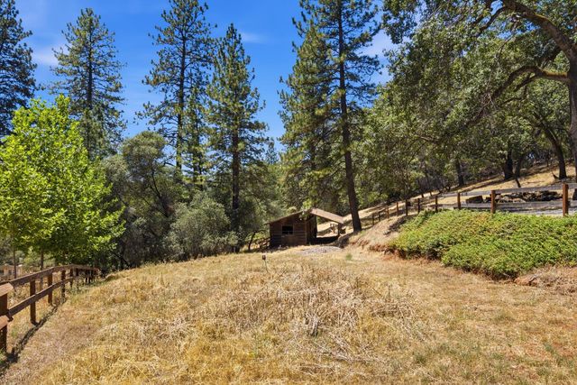 2202 Big Nugget Ct, Cool, CA 95614