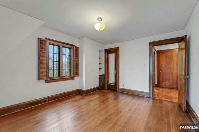 300 Churchill Road, Teaneck, NJ 07666