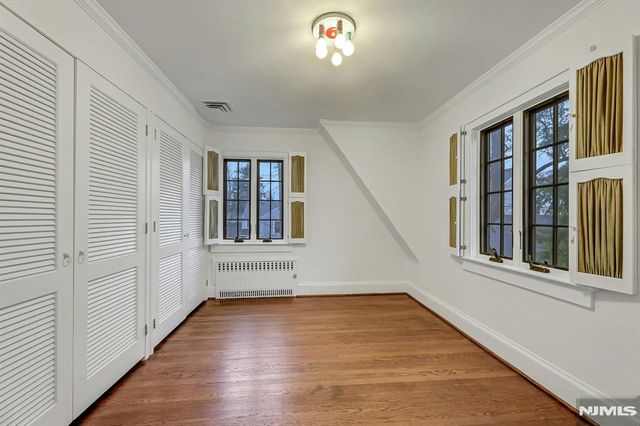 300 Churchill Road, Teaneck, NJ 07666