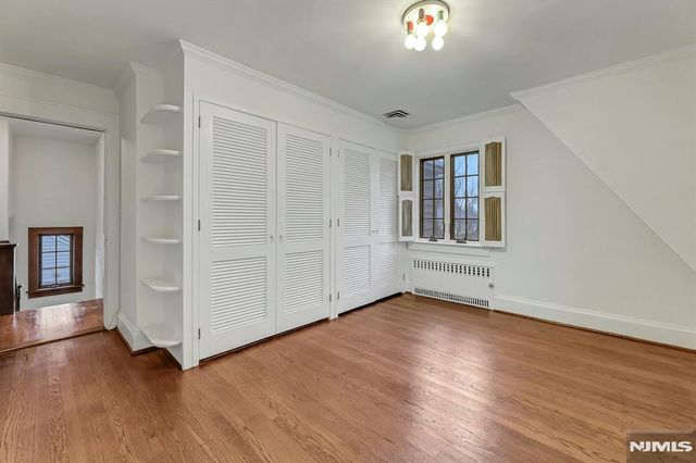 300 Churchill Road, Teaneck, NJ 07666