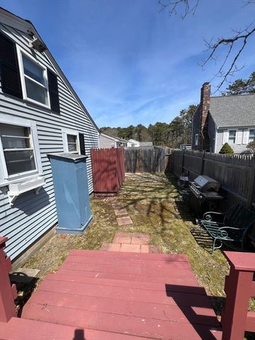 7A Toms Path, Dennis, MA 02639