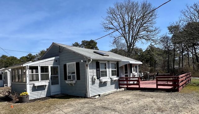 7A Toms Path, Dennis, MA 02639