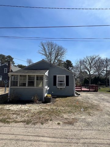 7A Toms Path, Dennis, MA 02639