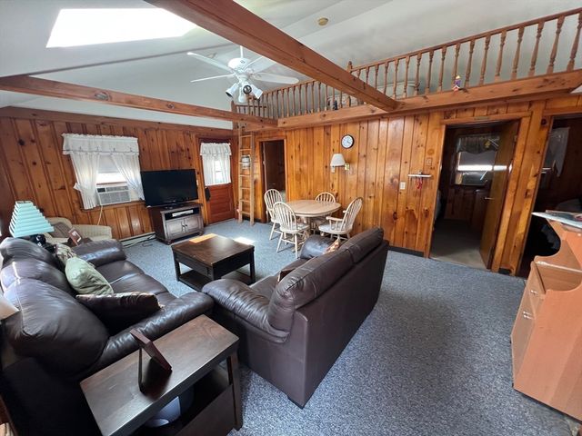 7A Toms Path, Dennis, MA 02639