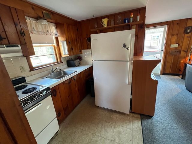 7A Toms Path, Dennis, MA 02639