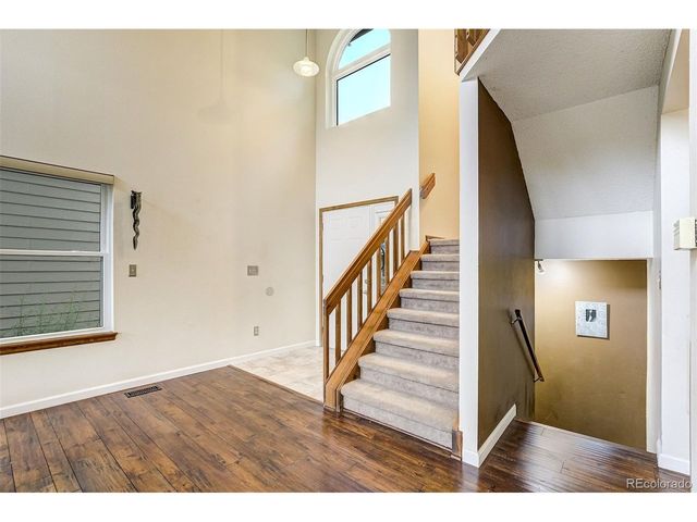 2077 E Phillips Pl, Littleton, CO 80122