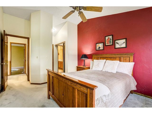 2077 E Phillips Pl, Littleton, CO 80122