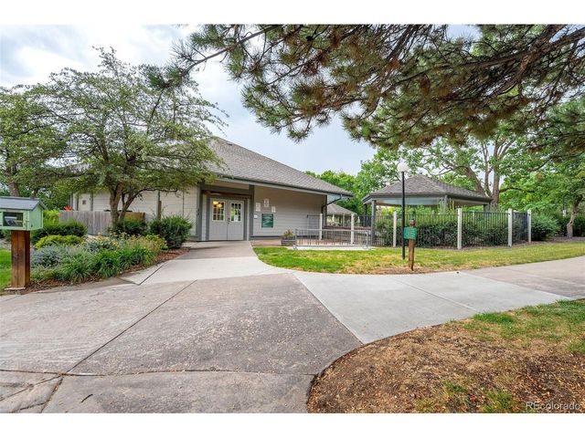 2077 E Phillips Pl, Littleton, CO 80122