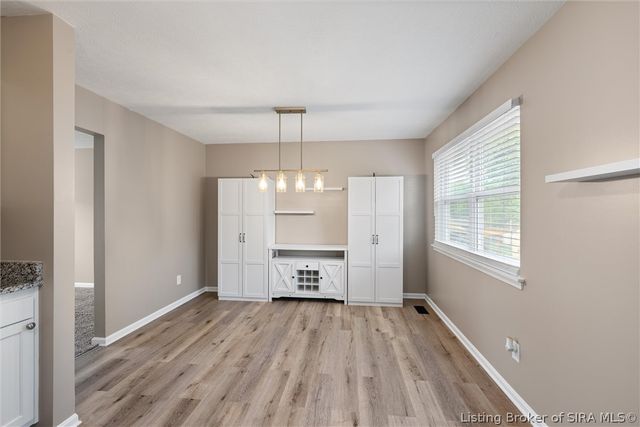4600 Scott Drive, Jeffersonville, IN 47130