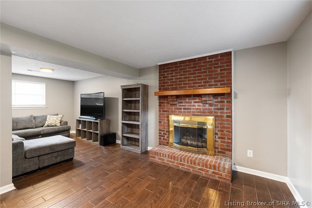 4600 Scott Drive, Jeffersonville, IN 47130