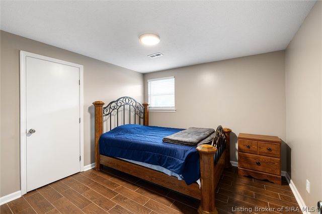 4600 Scott Drive, Jeffersonville, IN 47130
