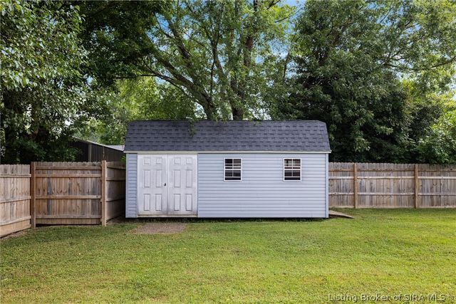 4600 Scott Drive, Jeffersonville, IN 47130
