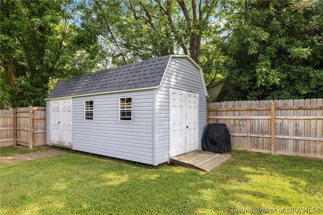 4600 Scott Drive, Jeffersonville, IN 47130
