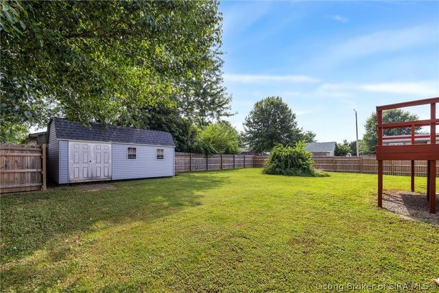 4600 Scott Drive, Jeffersonville, IN 47130