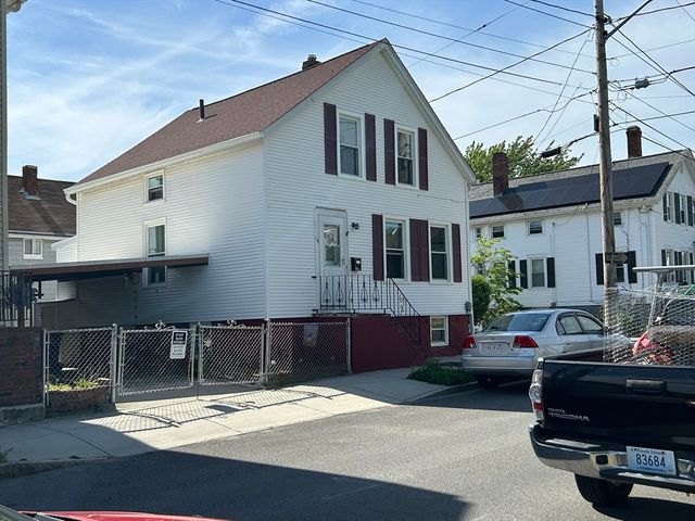 115 Cedar St, New Bedford, MA 02740