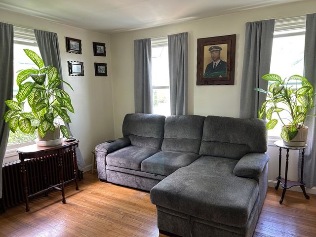 115 Cedar St, New Bedford, MA 02740