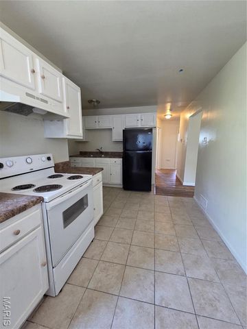 5614 Sanborn Drive, St Louis, MO 63121