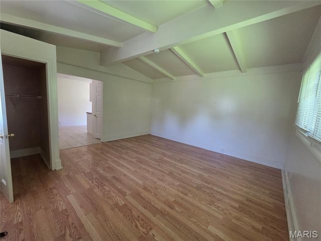 5614 Sanborn Drive, St Louis, MO 63121