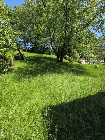 5614 Sanborn Drive, St Louis, MO 63121