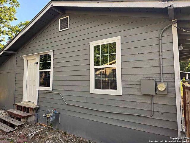 3006 Venus, San Antonio, TX 78226