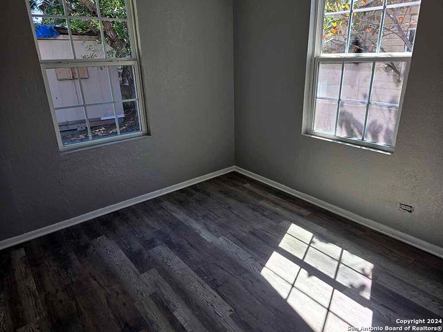 3006 Venus, San Antonio, TX 78226