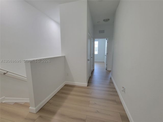 1107 NW 40th Ter 1107, Lauderhill, FL 33313