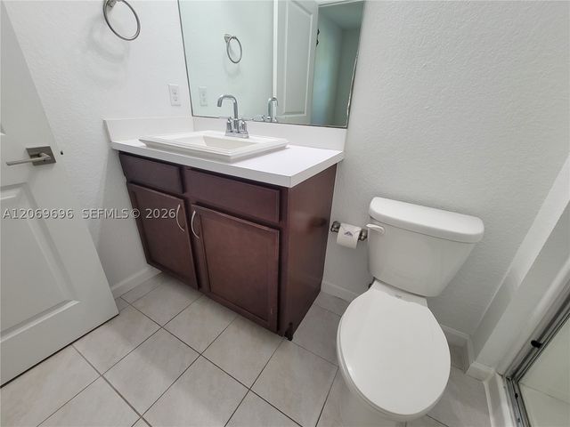 1107 NW 40th Ter 1107, Lauderhill, FL 33313