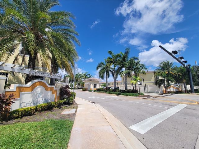 1107 NW 40th Ter 1107, Lauderhill, FL 33313