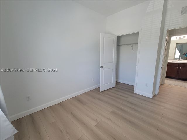 1107 NW 40th Ter 1107, Lauderhill, FL 33313