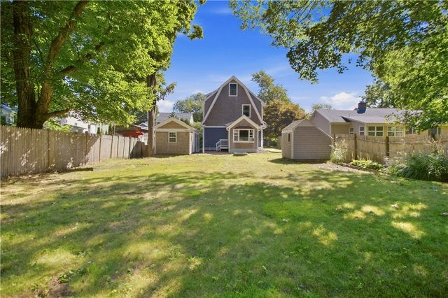 22 Bernard Avenue, Barrington, RI 02806