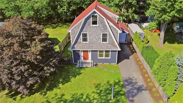 22 Bernard Avenue, Barrington, RI 02806