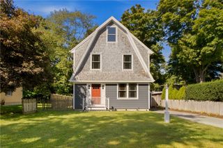 22 Bernard Avenue, Barrington, RI 02806