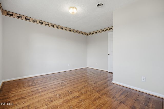 24116 Quintana Street, Bristol, VA 24202