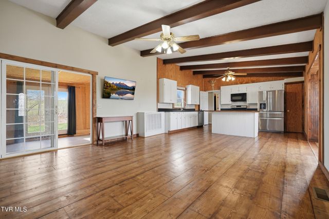 24116 Quintana Street, Bristol, VA 24202