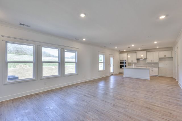 3182 Ventura Ave, White House, TN 37188