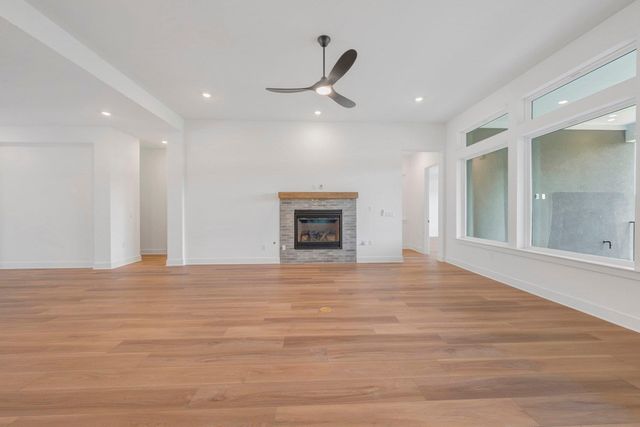 438 Rees Landing RD, Spicewood, TX 78669
