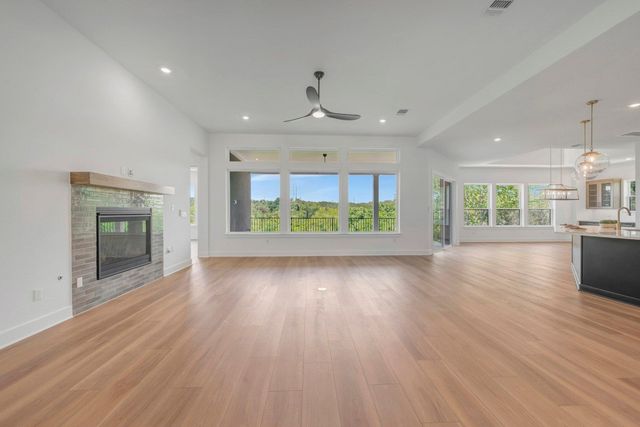 438 Rees Landing RD, Spicewood, TX 78669