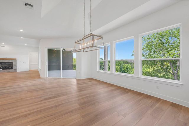 438 Rees Landing RD, Spicewood, TX 78669