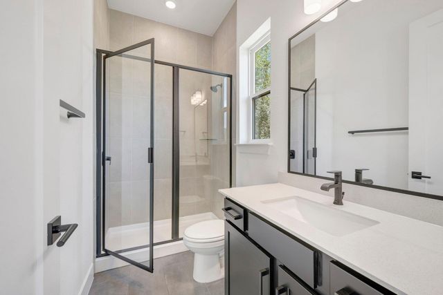 438 Rees Landing RD, Spicewood, TX 78669