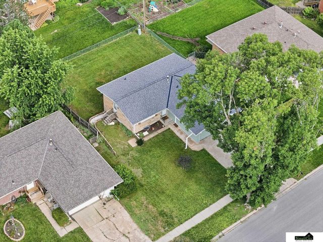 431 W Broadview Drive, Lincoln, NE 68505