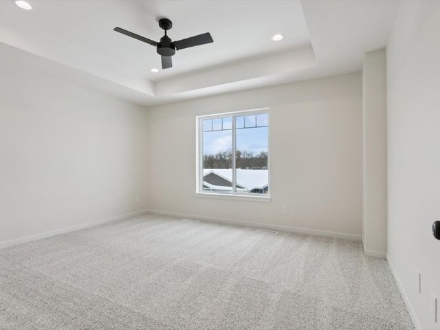 944 Dubs Drive, Iowa City, IA 52246